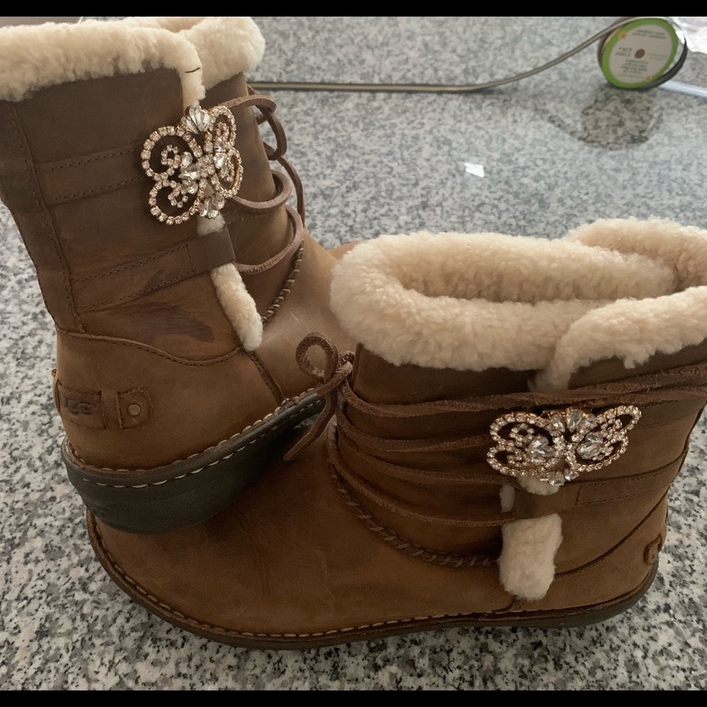 UGG stylish boots, size 9.5